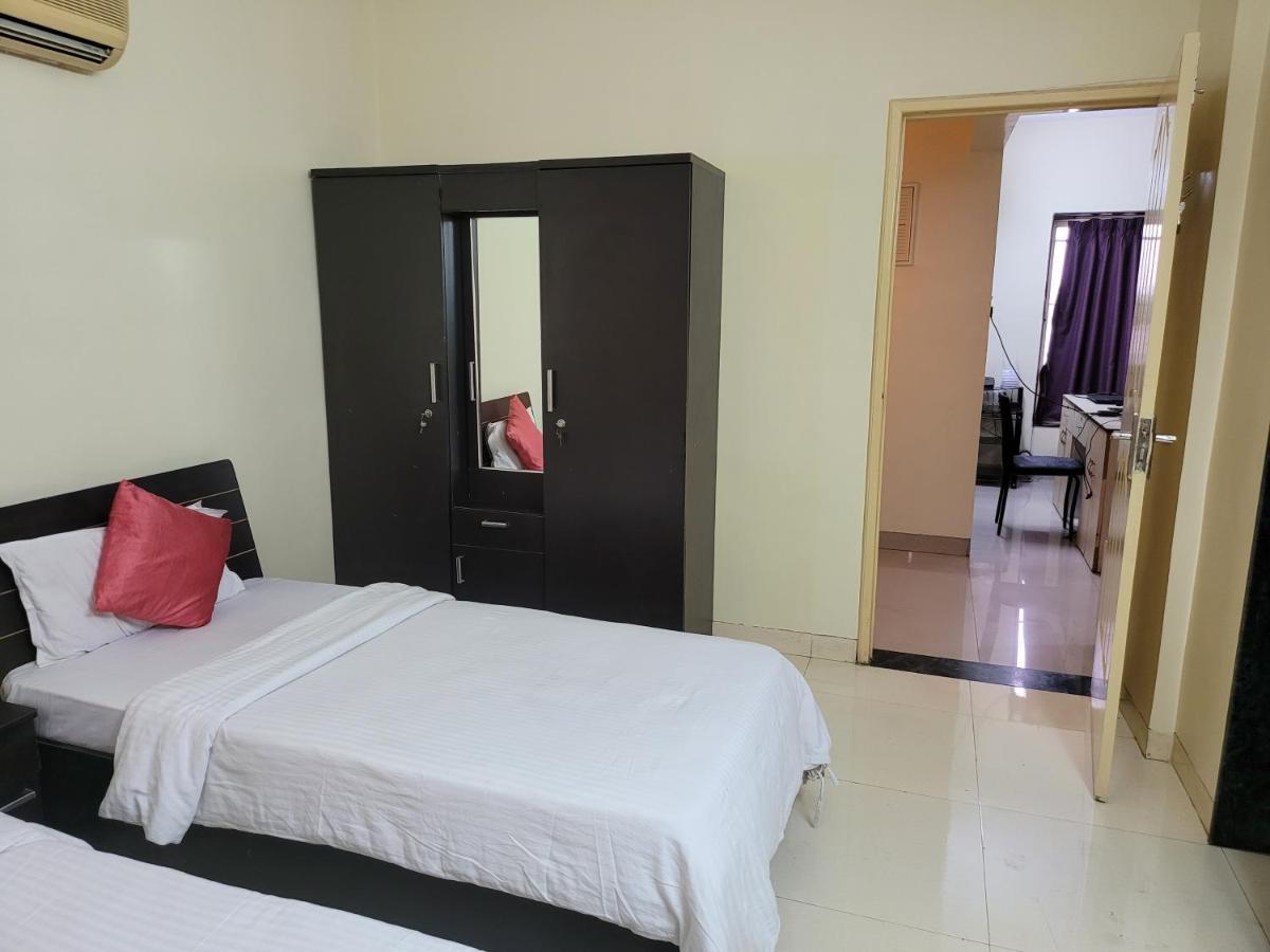 The Royal Luxury Stay Pune Exterior photo